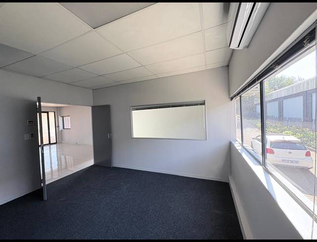 199M² OFFICE TO LET IN KYALAMI